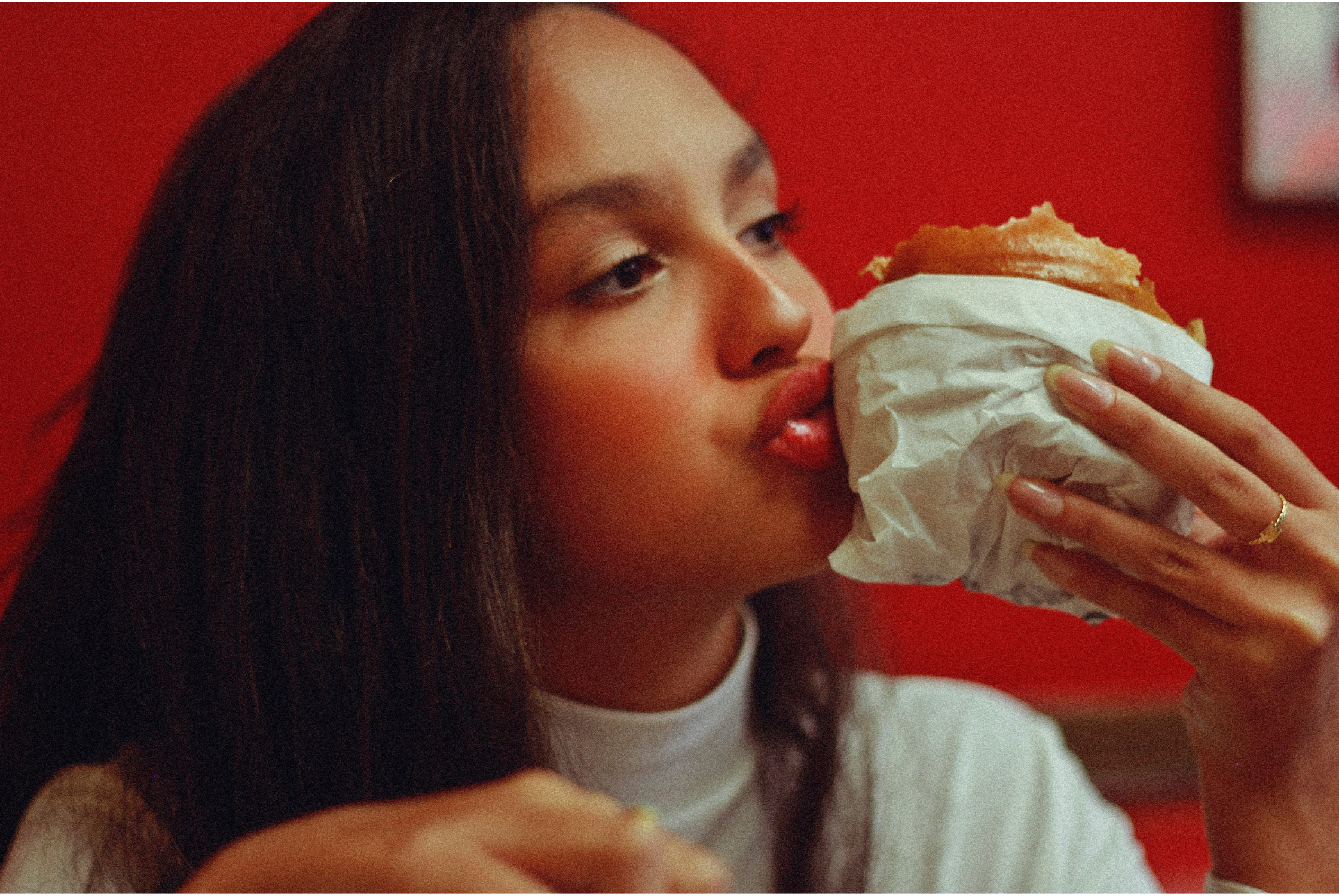 What Happens If You Eat Too Fast All the Time?